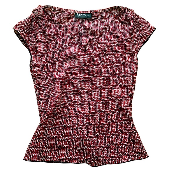 Red and black summer blouse - Picture 1 of 3